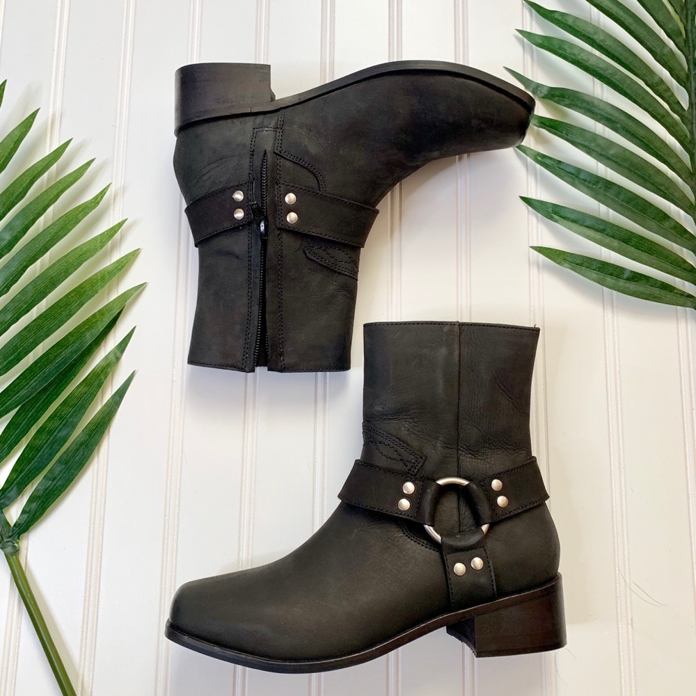 UO Chiarra Moto Boot - Picture 3 of 5